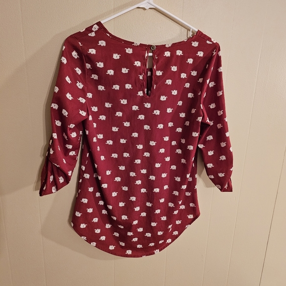 Univeristy of Alabama Inspired Elephant Print Red and White Blouse - Picture 2 of 5
